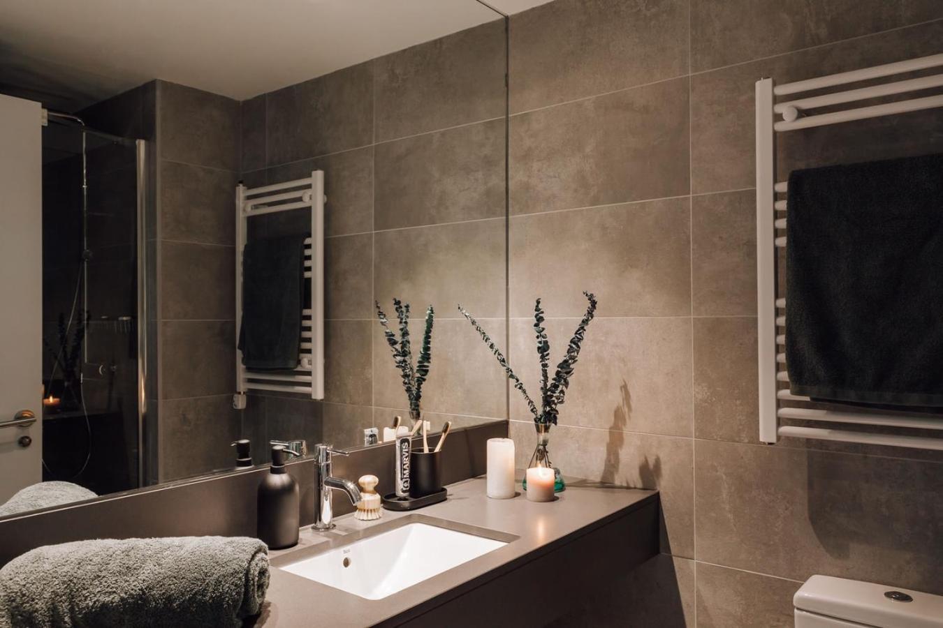 Apartamento Ferrat - 3 Bedrooms In Eixample Esquerra Barcelona