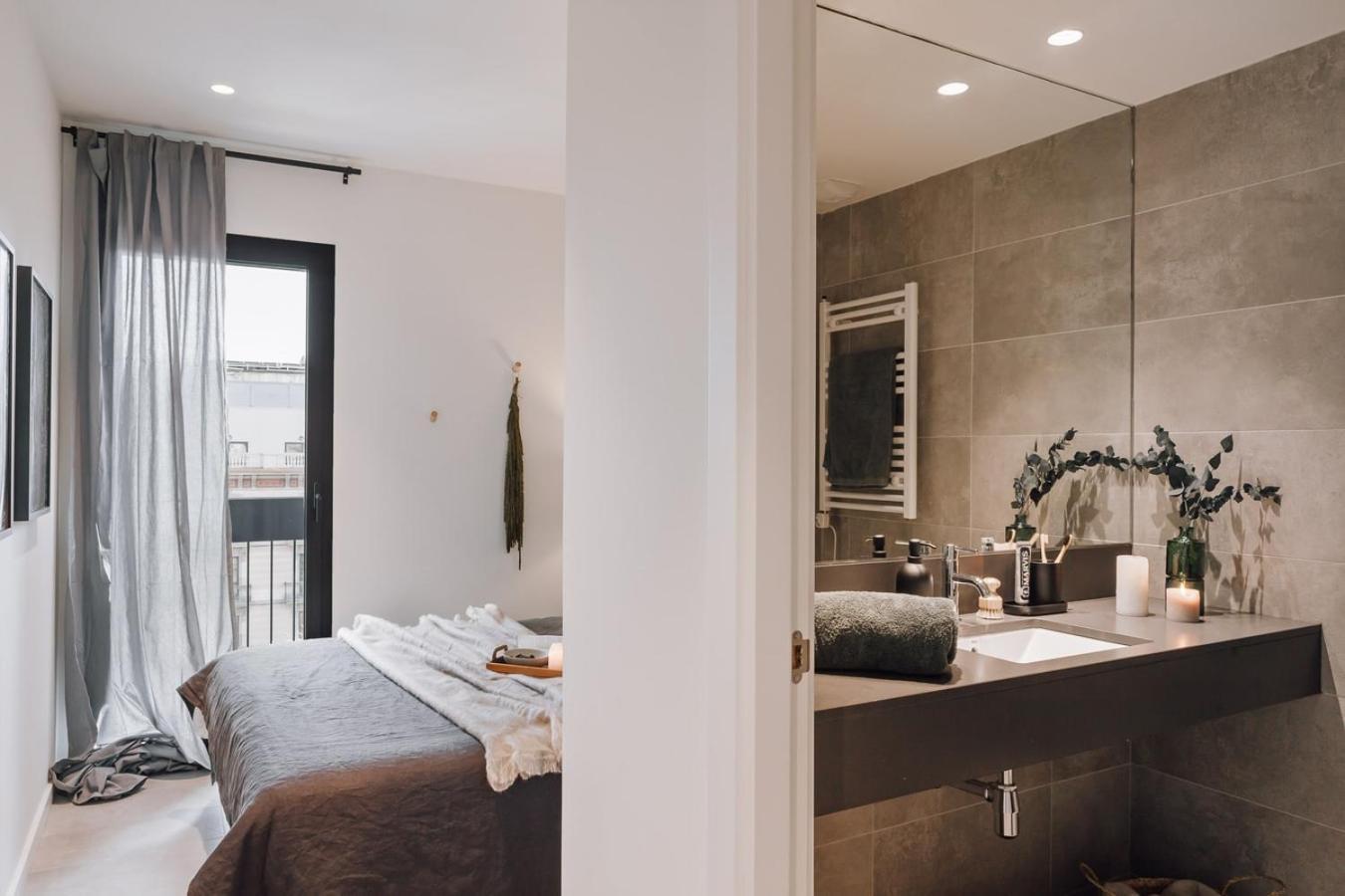 Apartamento Ferrat - 3 Bedrooms In Eixample Esquerra Barcelona