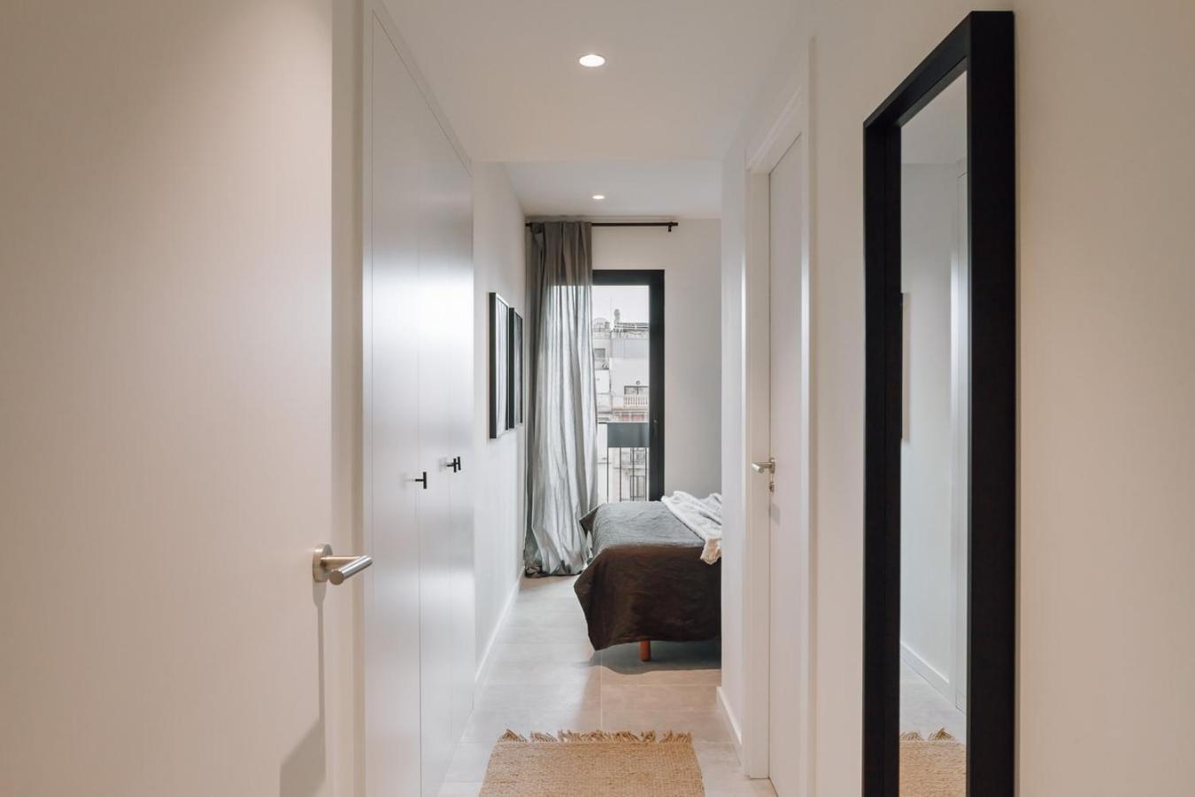 Apartamento Ferrat - 3 Bedrooms In Eixample Esquerra